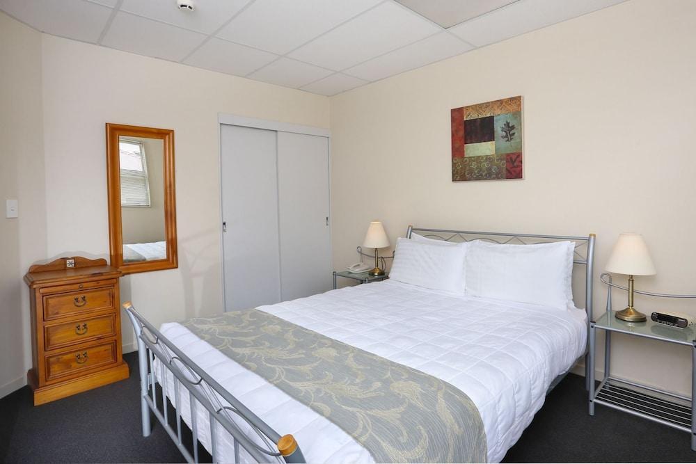 Kudos Business Suites & Airport Motel Окленд Екстер'єр фото