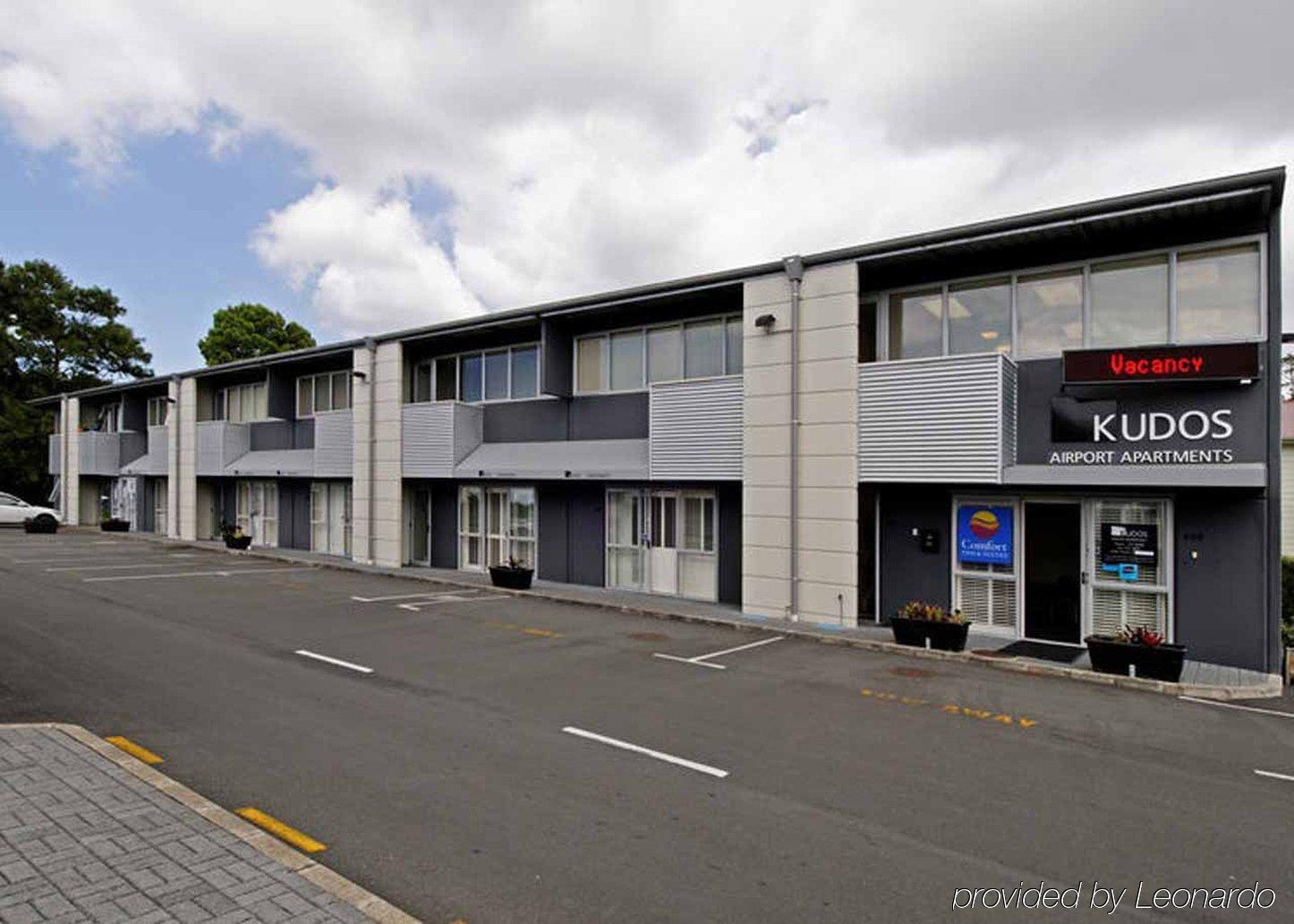Kudos Business Suites & Airport Motel Окленд Екстер'єр фото